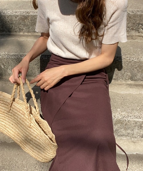 LAUIR（ラウアー）の「リネン混ラップスカート（スカート・レディース・ブラック/ブラウン/アイボリー/ブルーグレー/ワイン/カーキ/モカ・LARGE/X-LARGE/MEDIUM）」の4枚目の写真