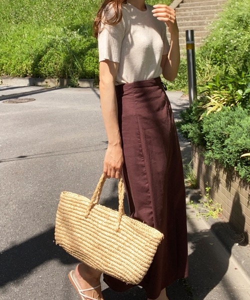 LAUIR（ラウアー）の「リネン混ラップスカート（スカート・レディース・ブラック/ブラウン/アイボリー/ブルーグレー/ワイン/カーキ/モカ・LARGE/X-LARGE/MEDIUM）」の20枚目の写真