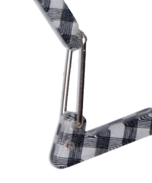 MILKFED.(ミルクフェド)の「NEO STAR CARABINER GINGHAM/ギンガムチェック/星 カラビナ/キーホルダー(キーホルダー・レディース・ライトブルー/ブラック/ベージュ/レッド/ライトピンク・ONE SIZE)」の9枚目の写真