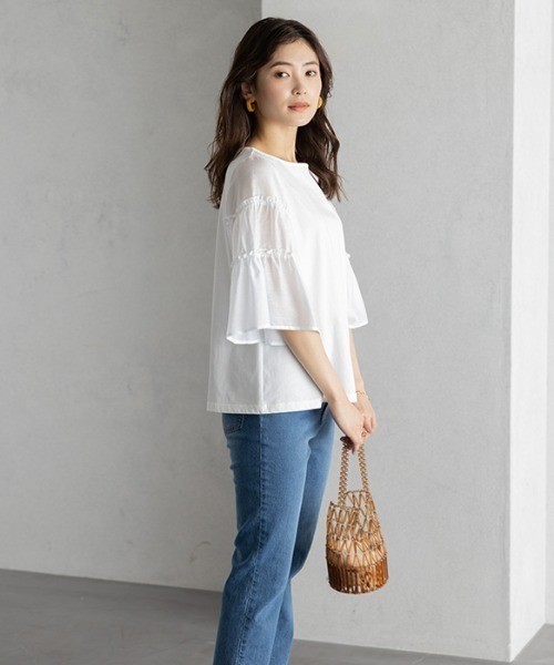GeeRA(ジーラ)の「シアーフレアースリーブカットソー(Tシャツ/カットソー・レディース・ブラック/オフホワイト・X-LARGE/LARGE/MEDIUM)」の3枚目の写真