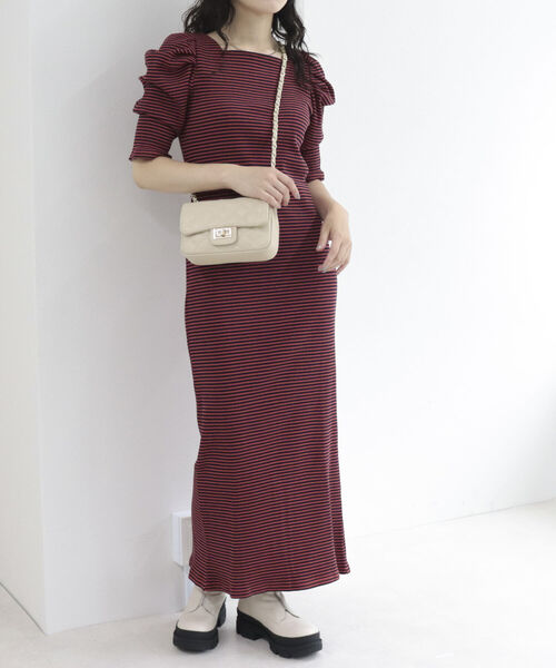 fredy emue（フレディエミュ）の「テレコボーダー袖ボリュームワンピース（前後2WAY）（ワンピース・レディース・パープル系その他/ブラウン系その他・36/38）」の4枚目の写真