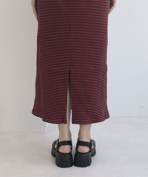 fredy emue（フレディエミュ）の「テレコボーダー袖ボリュームワンピース（前後2WAY）（ワンピース・レディース・パープル系その他/ブラウン系その他・36/38）」の19枚目の写真