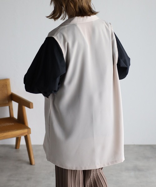 Yucca(ユッカ)の「ロングジレ(その他アウター・レディース・アイボリー/ブラック・MEDIUM/LARGE)」の11枚目の写真