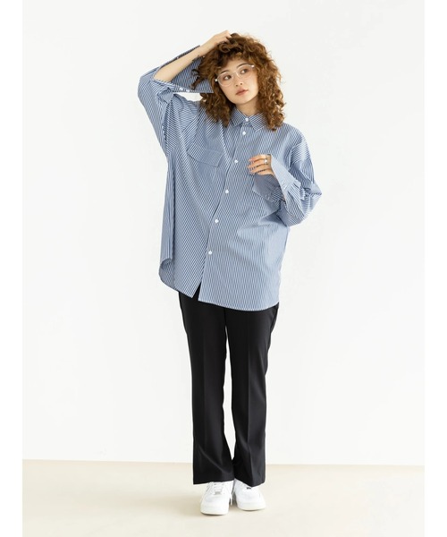 koe(コエ)の「ジェンダーレスストライプシャツ*(シャツ/ブラウス・レディース・ホワイト/ネイビー/サックスブルー・M/L)」の5枚目の写真