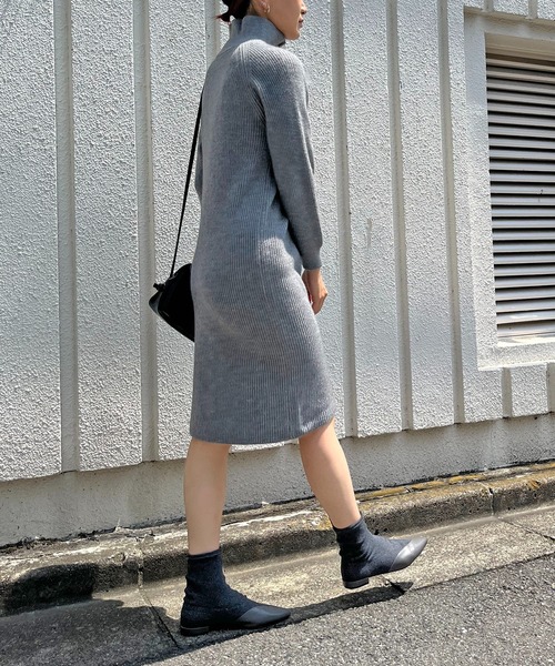 Jewelobe（ジュエローブ）の「ハーフジップセミタイトニットワンピース（ワンピース・レディース・ブラック/ピンク/アイボリー/杢グレー・FREE）」の6枚目の写真