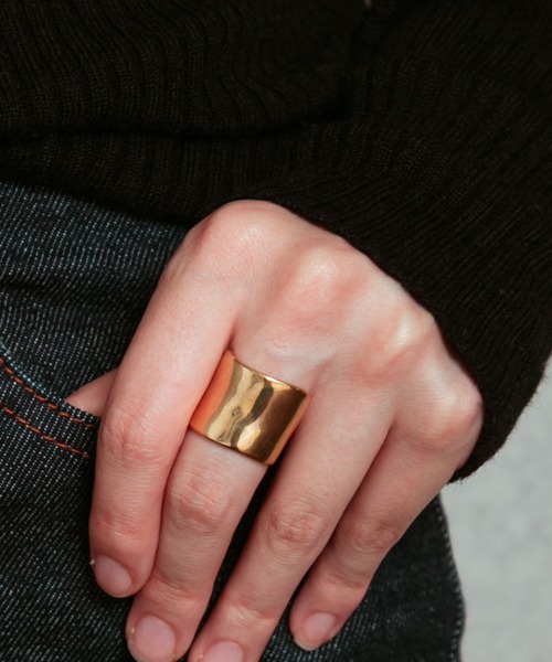 COLOR TOKYO ACCESSORIES（カラートウキョウアクセサリー）の「ワイドメタルリング（リング・レディース・シルバー/ゴールド・FREE）」の13枚目の写真