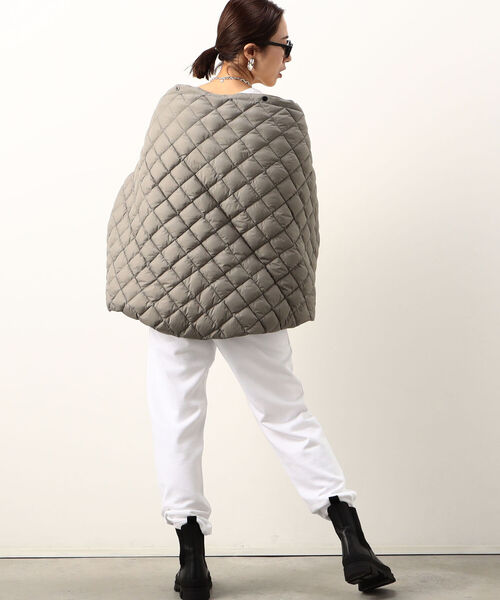 Traditional Weatherwear(トラディショナルウェザーウェア)の「◇【WEB限定】【TRADITIONAL WEATHERWEAR】MULTI BLANKET DOWN PA(ダウンジャケット/コート・レディース・チャコールグレー/ブラック/オフホワイト・FREE)」の4枚目の写真
