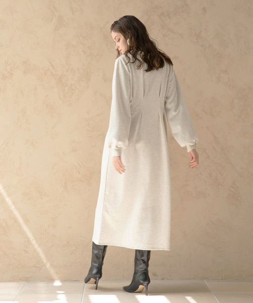 MIELI INVARIANT(ミエリインヴァリアント)の「Tuck Sweat Onepiece(ワンピース・レディース・ブラック/その他・FREE)」の6枚目の写真