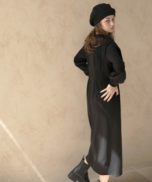 MIELI INVARIANT(ミエリインヴァリアント)の「Tuck Sweat Onepiece(ワンピース・レディース・ブラック/その他・FREE)」の10枚目の写真