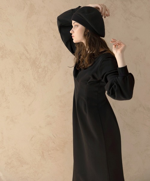 MIELI INVARIANT(ミエリインヴァリアント)の「Tuck Sweat Onepiece(ワンピース・レディース・ブラック/その他・FREE)」の13枚目の写真