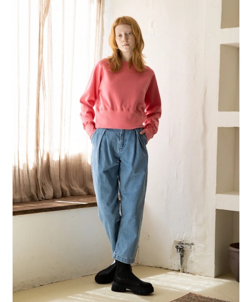 koe(コエ)の「ショート丈裏起毛トレーナー(スウェット・レディース・ピンク/アイボリー・M/L)」の4枚目の写真