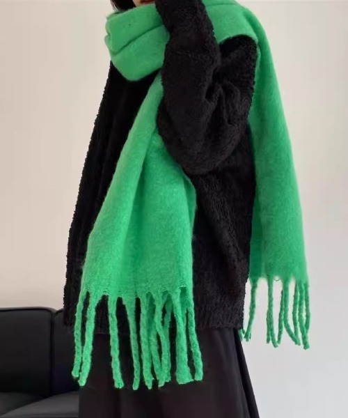 Vipoa（ヴィポア）の「ベーシックフリンジマフラー（マフラー・レディース・イエロー/ブラウン/レッド/ピンク/グリーン/アイボリー/ライトブルー/ブラック/グレー/ブルー/ベージュ/ライトピンク/ピンク系その他/ライトイエロー/マルチ/グリーン系その他/パープル/ライトパープル/チェリーレッド/チャコールグレー/ミント/オレンジ・FREE）」の10枚目の写真