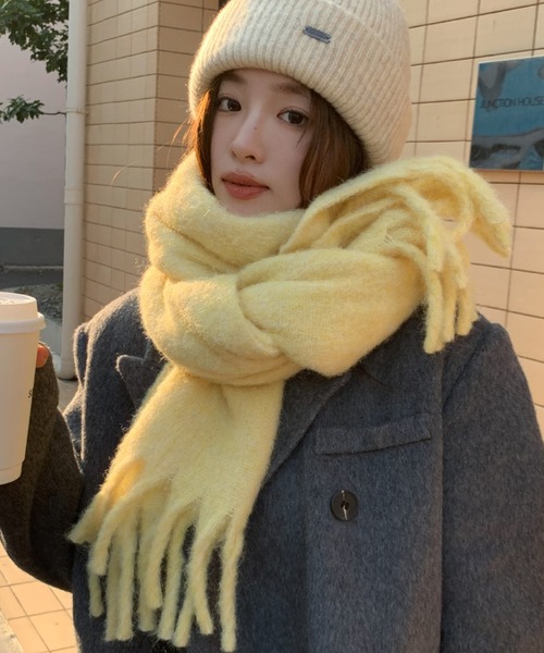 Vipoa（ヴィポア）の「ベーシックフリンジマフラー（マフラー・レディース・イエロー/ブラウン/レッド/ピンク/グリーン/アイボリー/ライトブルー/ブラック/グレー/ブルー/ベージュ/ライトピンク/ピンク系その他/ライトイエロー/マルチ/グリーン系その他/パープル/ライトパープル/チェリーレッド/チャコールグレー/ミント/オレンジ・FREE）」の16枚目の写真