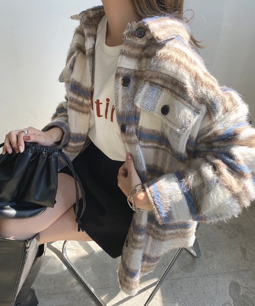 Futier land（フューティアランド）の「シャギーチェックビッグシャツアウター（ブルゾン・レディース・ブルー/アイボリー・MEDIUM）」の15枚目の写真