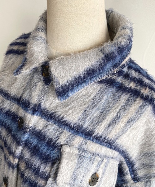 Futier land（フューティアランド）の「シャギーチェックビッグシャツアウター（ブルゾン・レディース・ブルー/アイボリー・MEDIUM）」の6枚目の写真