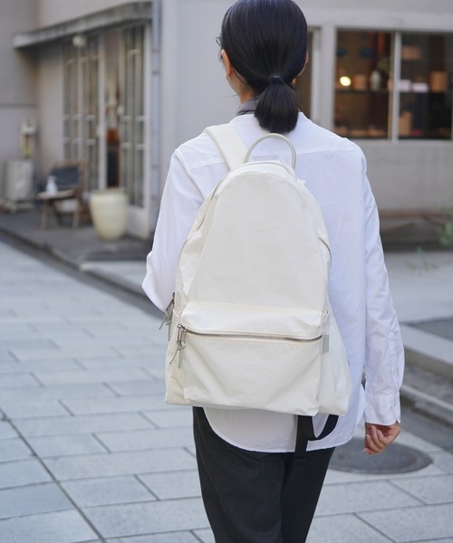 STANDARD SUPPLY(スタンダードサプライ)の「【ECモール限定】スタンダードサプライ / SHRINK NYLON シュリンクナイロン / DAILY DAYPACK デイリーデイパック(バックパック/リュック・メンズ・ブラック/ホワイト/グレー・FREE)」の2枚目の写真