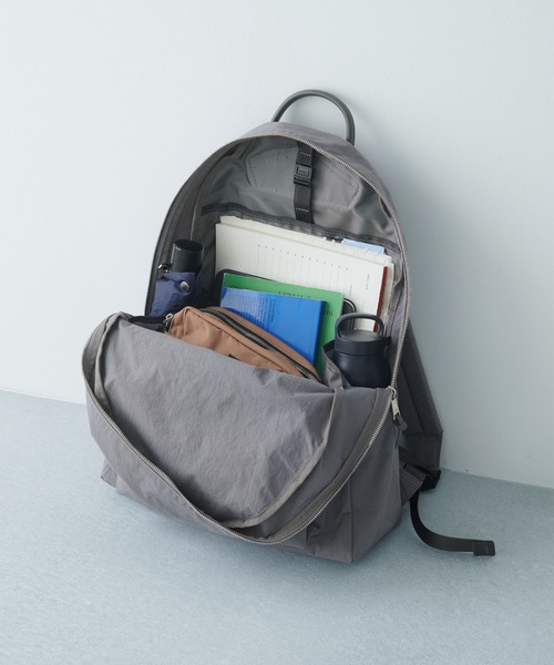 STANDARD SUPPLY(スタンダードサプライ)の「【ECモール限定】スタンダードサプライ / SHRINK NYLON シュリンクナイロン / DAILY DAYPACK デイリーデイパック(バックパック/リュック・メンズ・ブラック/ホワイト/グレー・FREE)」の7枚目の写真