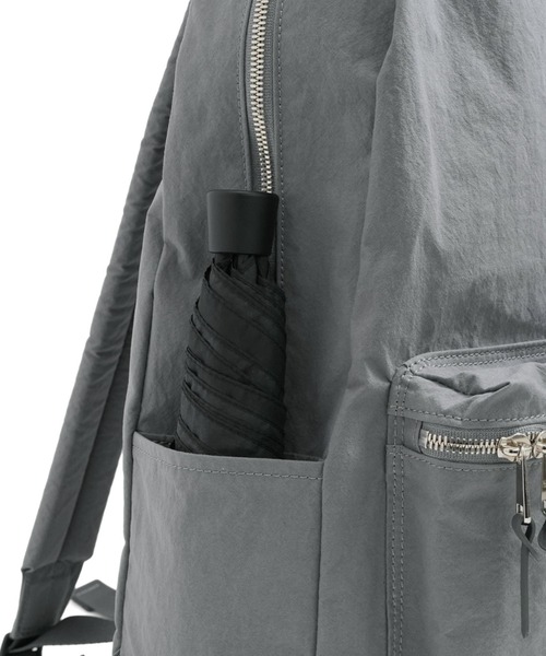 STANDARD SUPPLY(スタンダードサプライ)の「【ECモール限定】スタンダードサプライ / SHRINK NYLON シュリンクナイロン / DAILY DAYPACK デイリーデイパック(バックパック/リュック・メンズ・ブラック/ホワイト/グレー・FREE)」の19枚目の写真