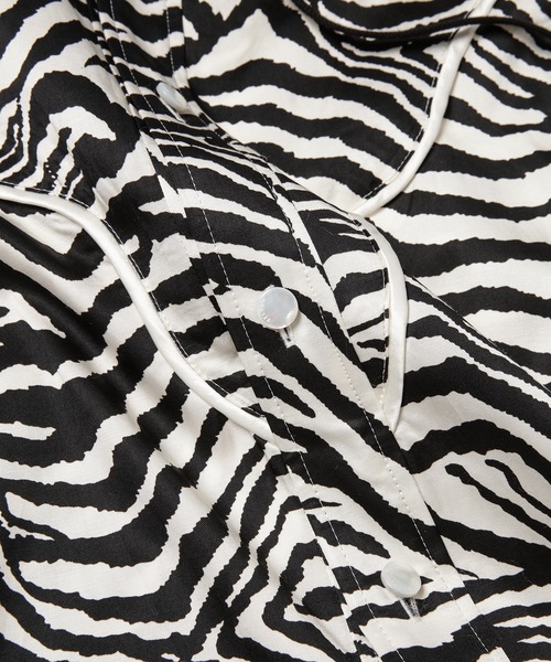 BELPER（ベルパー）の「ZEBRA PARKA（パーカー・レディース・ゼブラ・FREE）」の5枚目の写真