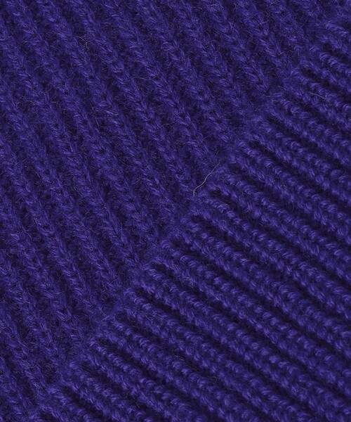 ICB(アイシービー)の「【WEB限定カラーあり】ウールカシミヤ ボートネックニット(ニット/セーター・レディース・ホワイト系/ブラック系/ライトグリーン系/ブルー系・SMALL)」の19枚目の写真
