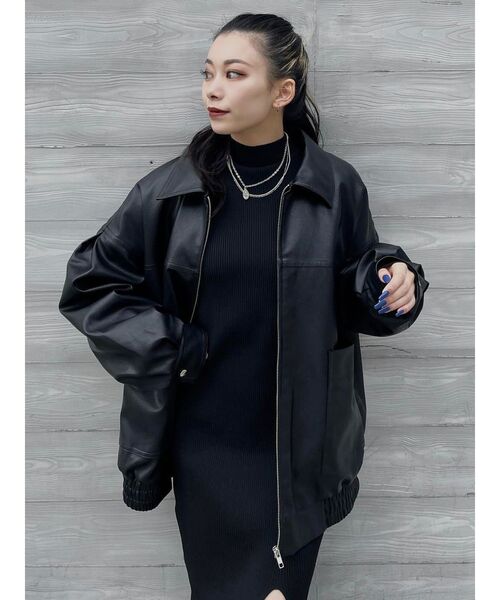 EVRIS（エヴリス）の「ディープスリットロングニットワンピース（ワンピース・レディース・パープル/ブラック/ブルー・FREE）」の6枚目の写真