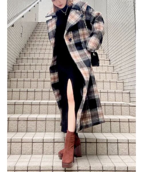 EVRIS（エヴリス）の「ディープスリットロングニットワンピース（ワンピース・レディース・パープル/ブラック/ブルー・FREE）」の14枚目の写真