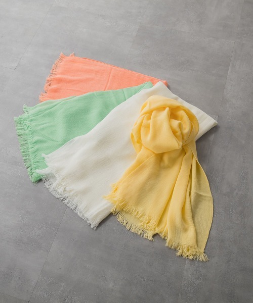 ketty(ケティ)の「無地ストール(マフラー・レディース・グリーン/オレンジ/イエロー/オフホワイト・FREE)」の10枚目の写真
