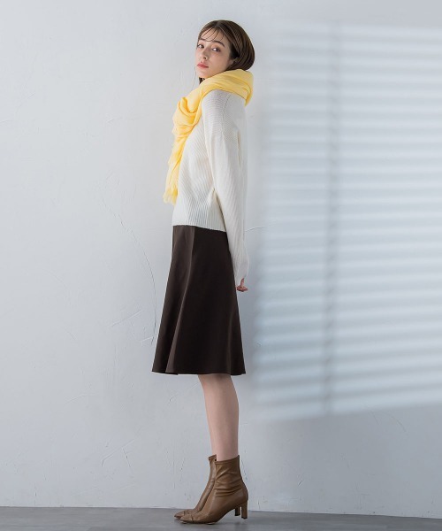 ketty(ケティ)の「無地ストール(マフラー・レディース・グリーン/オレンジ/イエロー/オフホワイト・FREE)」の18枚目の写真