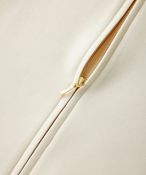 ROPE' PICNIC（ロペピクニック）の「ボックスシルエットダンボールブルゾン（ブルゾン・レディース・ベージュ/ネイビー/オフホワイト・38）」の5枚目の写真