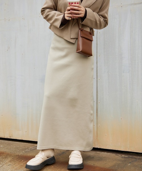 Fashion Letter(ファッションレター)の「12Gニットロングスカート(スカート・レディース・オフホワイト/ベージュ系その他/レッド系その他/グリーン/ブラック・M)」の3枚目の写真