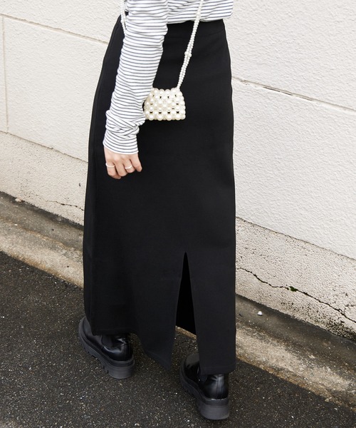 Fashion Letter(ファッションレター)の「12Gニットロングスカート(スカート・レディース・オフホワイト/ベージュ系その他/レッド系その他/グリーン/ブラック・M)」の2枚目の写真