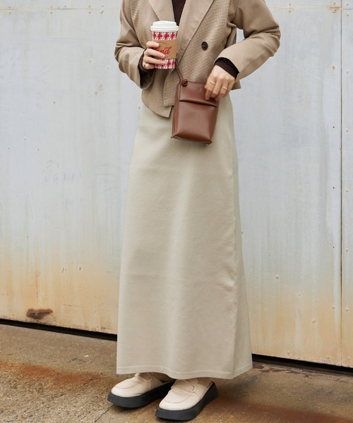 Fashion Letter(ファッションレター)の「12Gニットロングスカート(スカート・レディース・オフホワイト/ベージュ系その他/レッド系その他/グリーン/ブラック・M)」の19枚目の写真