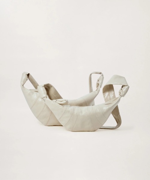 LEMAIRE（ルメール）の「SMALL CROISSANT BAG（ショルダーバッグ・レディース・ブラック/ブラウン系その他/ベージュ系その他・OS）」の7枚目の写真