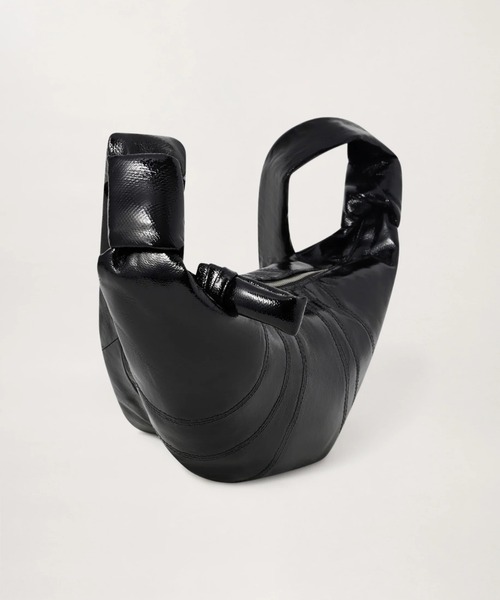 LEMAIRE（ルメール）の「SMALL CROISSANT BAG（ショルダーバッグ・レディース・ブラック/ブラウン系その他/ベージュ系その他・OS）」の12枚目の写真