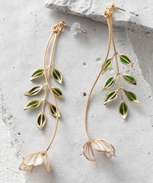 フラワー リーフ モチーフピアス