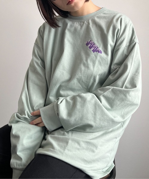 y/m by れぽすけ（イムバイレポスケ）の「ロゴプリントオーバーサイズロンT（Tシャツ/カットソー・メンズ・ライトグリーン/ブルー/ライトブラック・MEDIUM/LARGE）」の10枚目の写真