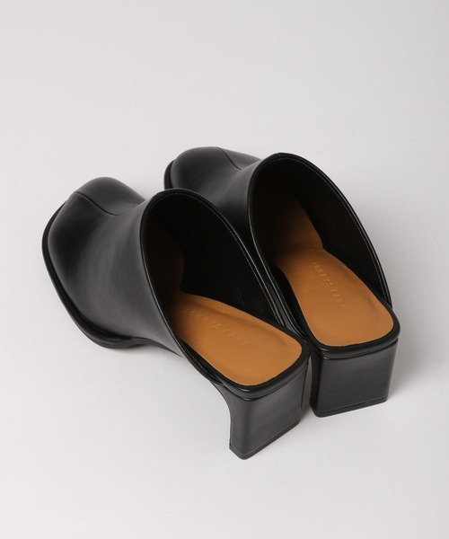 LOWRYS FARM（ローリーズファーム）の「オブリークミュール　182095（パンプス・レディース・ブラック/ブラウン・MEDIUM/LARGE）」の12枚目の写真