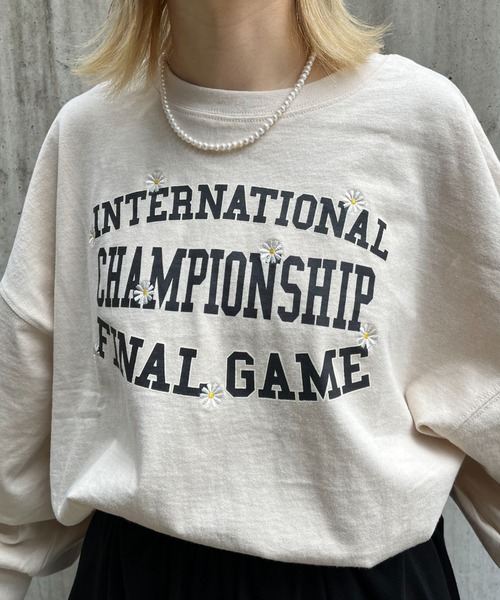 CIAOPANIC(チャオパニック)の「フラワープリントロゴビッグロンT/USAコットン(Tシャツ/カットソー・レディース・オフホワイト/ベージュ/ネイビー・FREE)」の15枚目の写真