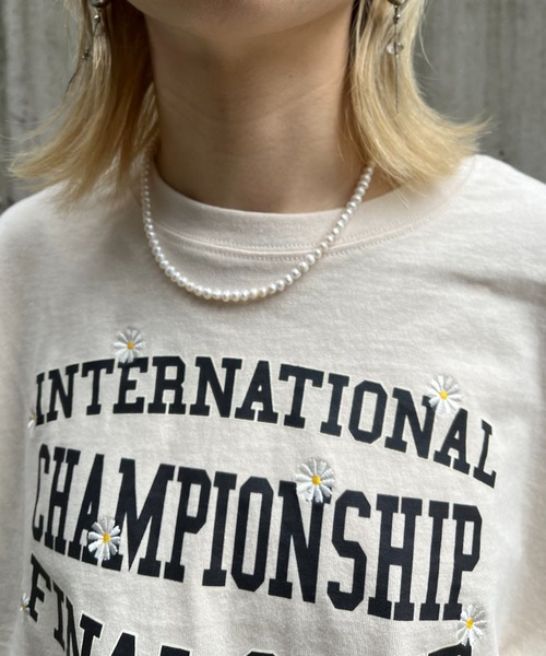 CIAOPANIC(チャオパニック)の「フラワープリントロゴビッグロンT/USAコットン(Tシャツ/カットソー・レディース・オフホワイト/ベージュ/ネイビー・FREE)」の14枚目の写真