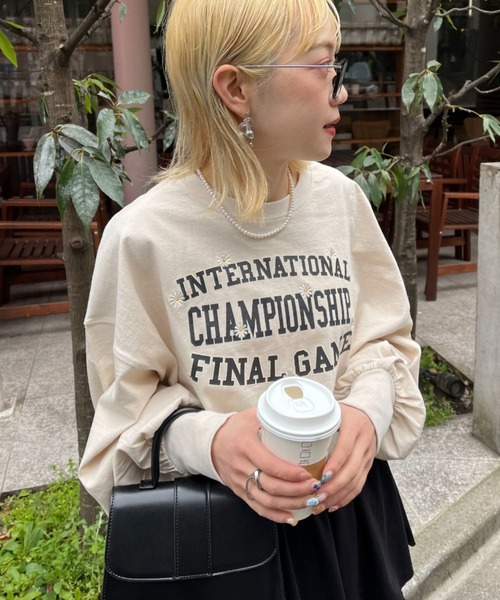 CIAOPANIC(チャオパニック)の「フラワープリントロゴビッグロンT/USAコットン(Tシャツ/カットソー・レディース・オフホワイト/ベージュ/ネイビー・FREE)」の8枚目の写真