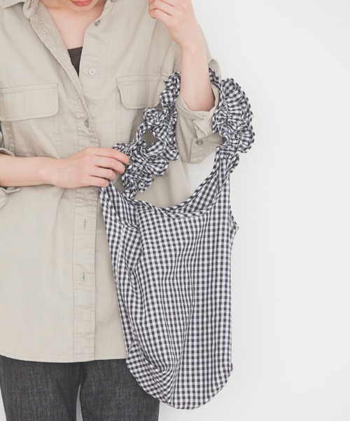 AMERICAN HOLIC（アメリカンホリック）の「ギンガムフリルバッグ（トートバッグ・レディース・ピンク/ホワイト/イエロー/サックスブルー・FREE）」の22枚目の写真