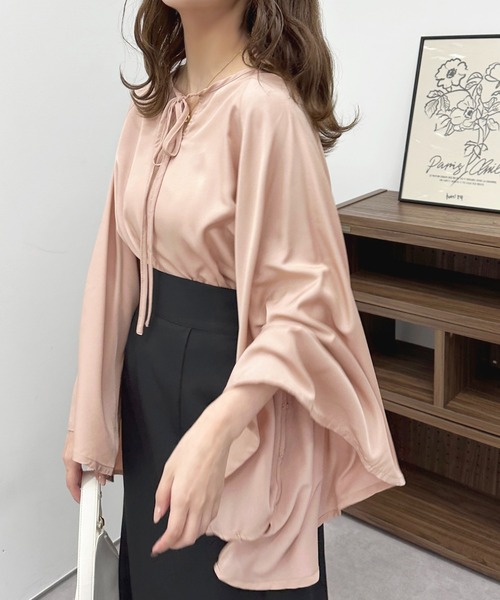 apres jour(アプレジュール)の「スリットスリーブブラウス【ZOZOTOWN限定アイテム】(シャツ/ブラウス・レディース・オフホワイト/ピンク/ブルー・X-LARGE/フリー)」の6枚目の写真