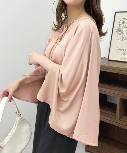 apres jour(アプレジュール)の「スリットスリーブブラウス【ZOZOTOWN限定アイテム】(シャツ/ブラウス・レディース・オフホワイト/ピンク/ブルー・X-LARGE/フリー)」の8枚目の写真