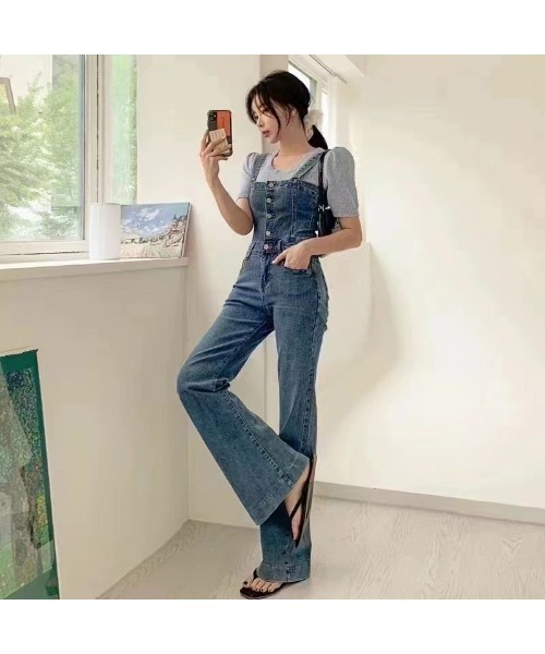 SpRay(スプレイ)の「ストレッチデニムフレアサロペット(サロペット/オーバーオール・レディース・ライトブルー/ブルー・FREE)」の4枚目の写真