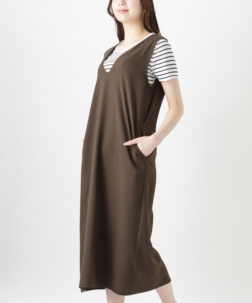 NAVY（ネイビー）の「麻ライクジャンパースカート+半袖Tシャツ セット アンサンブル（ジャンパースカート・レディース・ベージュ/ブラウン/ブラック・M/L）」の3枚目の写真