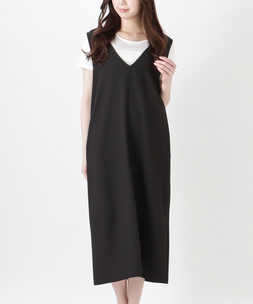 NAVY（ネイビー）の「麻ライクジャンパースカート+半袖Tシャツ セット アンサンブル（ジャンパースカート・レディース・ベージュ/ブラウン/ブラック・M/L）」の2枚目の写真