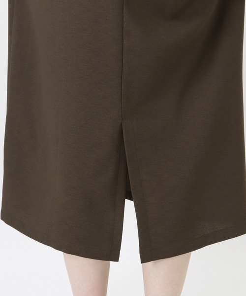 NAVY（ネイビー）の「麻ライクジャンパースカート+半袖Tシャツ セット アンサンブル（ジャンパースカート・レディース・ベージュ/ブラウン/ブラック・M/L）」の7枚目の写真