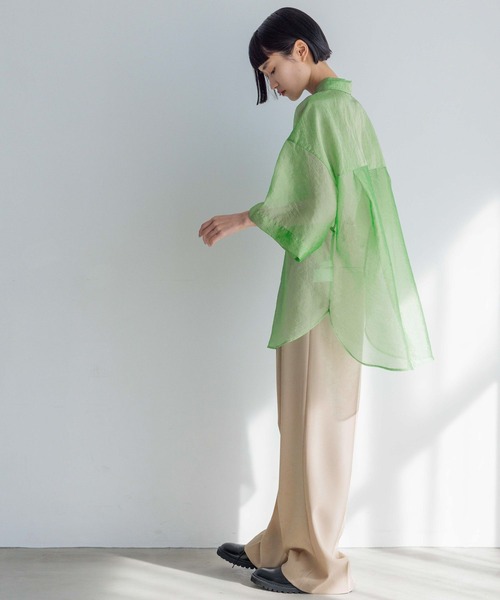 yuw（ユウ）の「シアーシャツ　183491（シャツ/ブラウス・レディース・ホワイト/ネイビー/カーキ/ブルー/グリーン/グリーン系その他/ブラック/パープル・FREE）」の20枚目の写真