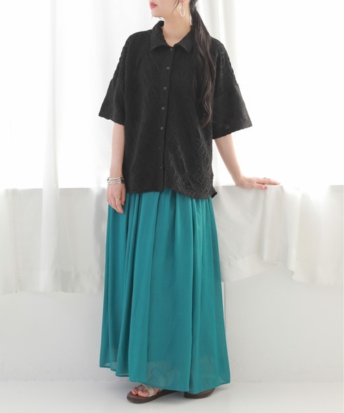 osharewalker(オシャレウォーカー)の「『ジオメトリック半袖シャツ』(シャツ/ブラウス・レディース・ブラック/オフホワイト/イエロー・FREE)」の9枚目の写真