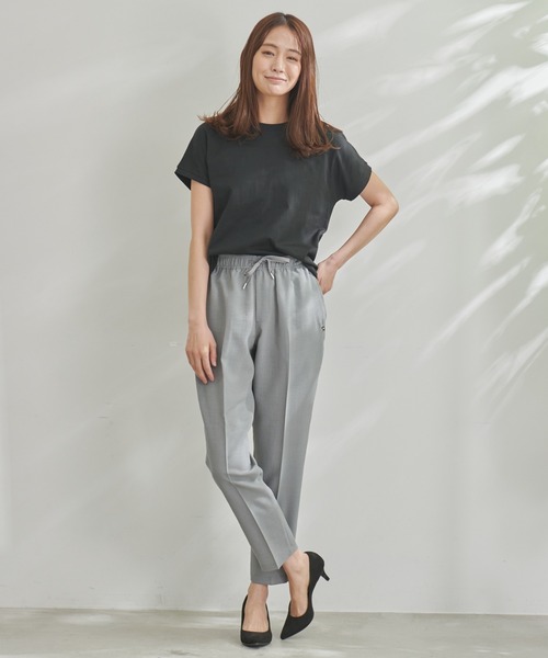 Arnold Palmer(アーノルドパーマー)の「フレンチスリーブ バックタック Tシャツ(Tシャツ/カットソー・レディース・オフホワイト/ブラウン/ブラック・S/M/L)」の17枚目の写真